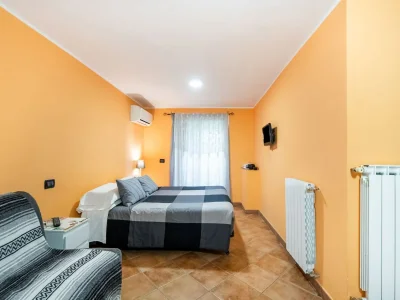 Villa Villa in Monterotondo with Pool & Tiber Views - Features photo 35