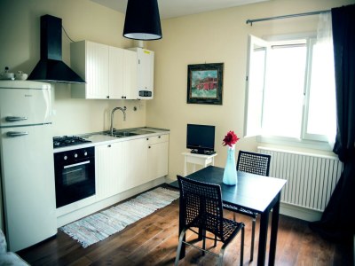 Apartment San Marino Poolside Stay - Features photo 18