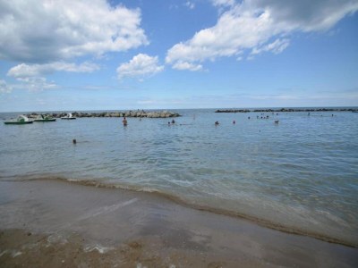 Apartment San Marino Poolside Stay - Environment photo 21