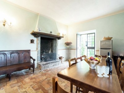 Villa Villa in Rome with Pool & Garden - Features photo 32