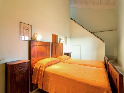 Villa Villa in Rome with Pool & Garden - Features photo 36