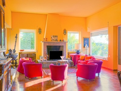 Villa Elegant Countryside Villa - Features photo 16