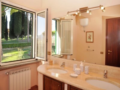 Villa Villa in Magliano Sabina with Private Pool - Features photo 16