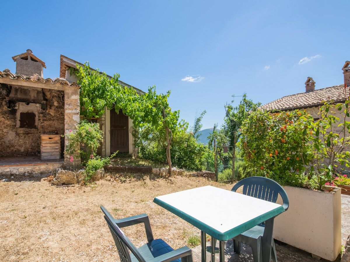 Holiday house Holiday Home in Sellano with Pool & Views - Outdoor photo 2