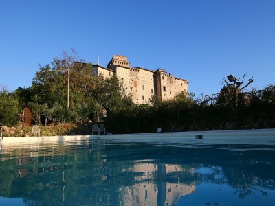Castle Umbriens Charme am Pool - Outdoor photo 6