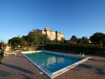 Castle Umbriens Charme am Pool - Outdoor photo 11