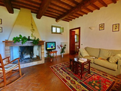 Farmhouse Tranquil Haven in Todi Countryside - Features photo 14
