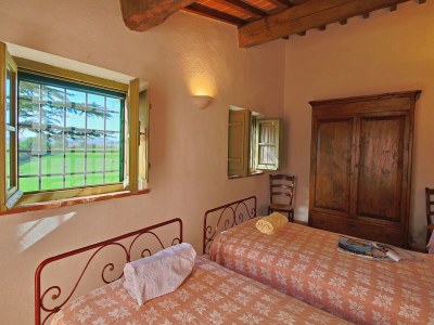 Farmhouse Tranquil Haven in Todi Countryside - Features photo 38