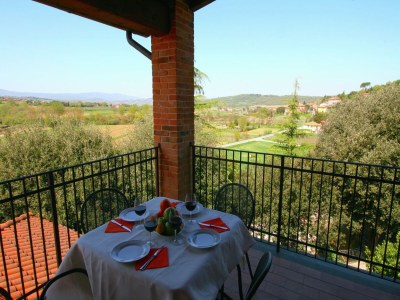 Farmhouse Villa in Città della Pieve am See - Outdoor photo 13