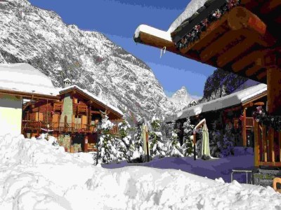 Apartment Apartment in Antey-Saint-André near Ski Area - Outdoor photo 5