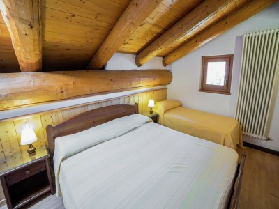 Apartment A Cozy Alpine Retreat - Features photo 27