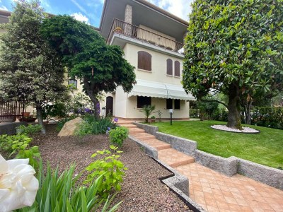 Apartment Lakeside Stay in Sirmione - Outdoor photo 3