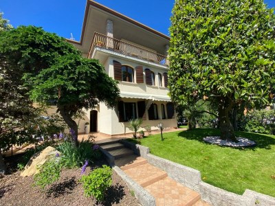 Apartment Lakeside Stay in Sirmione - Outdoor photo 7
