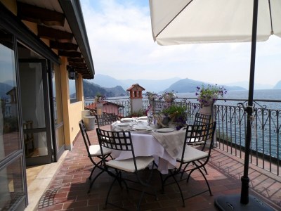 Apartment Apartment in Vello by Lake Iseo Beach - Outdoor photo 5