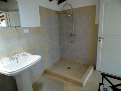 Apartment Apartment in Vello by Lake Iseo Beach - Features photo 18