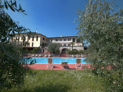 Holiday house Wunderschönes Ferienhaus mit Seeblick in Soiano del Lago - Outdoor photo 2