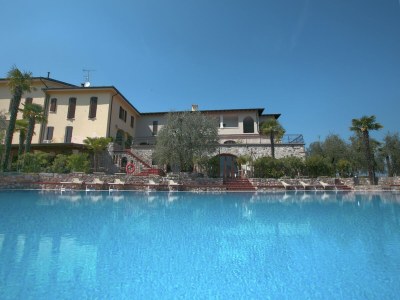 Holiday house Wunderschönes Ferienhaus mit Seeblick in Soiano del Lago - Outdoor photo 3