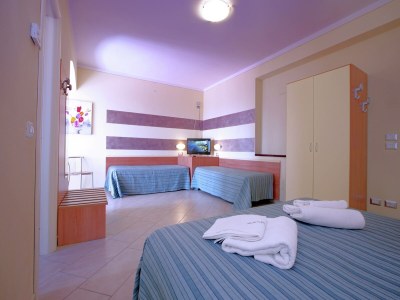 Holiday house Wunderschönes Ferienhaus mit Seeblick in Soiano del Lago - Features photo 22