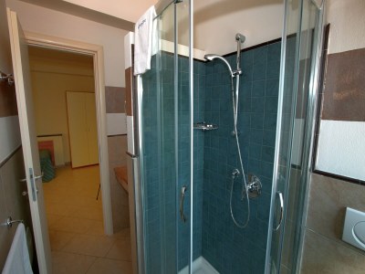 Holiday house Wunderschönes Ferienhaus mit Seeblick in Soiano del Lago - Features photo 29