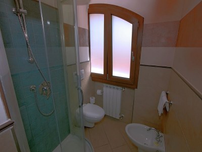 Holiday house Wunderschönes Ferienhaus mit Seeblick in Soiano del Lago - Features photo 30