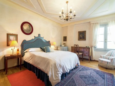 Castle Villa in Venice with Private Pool & Park - Features photo 25