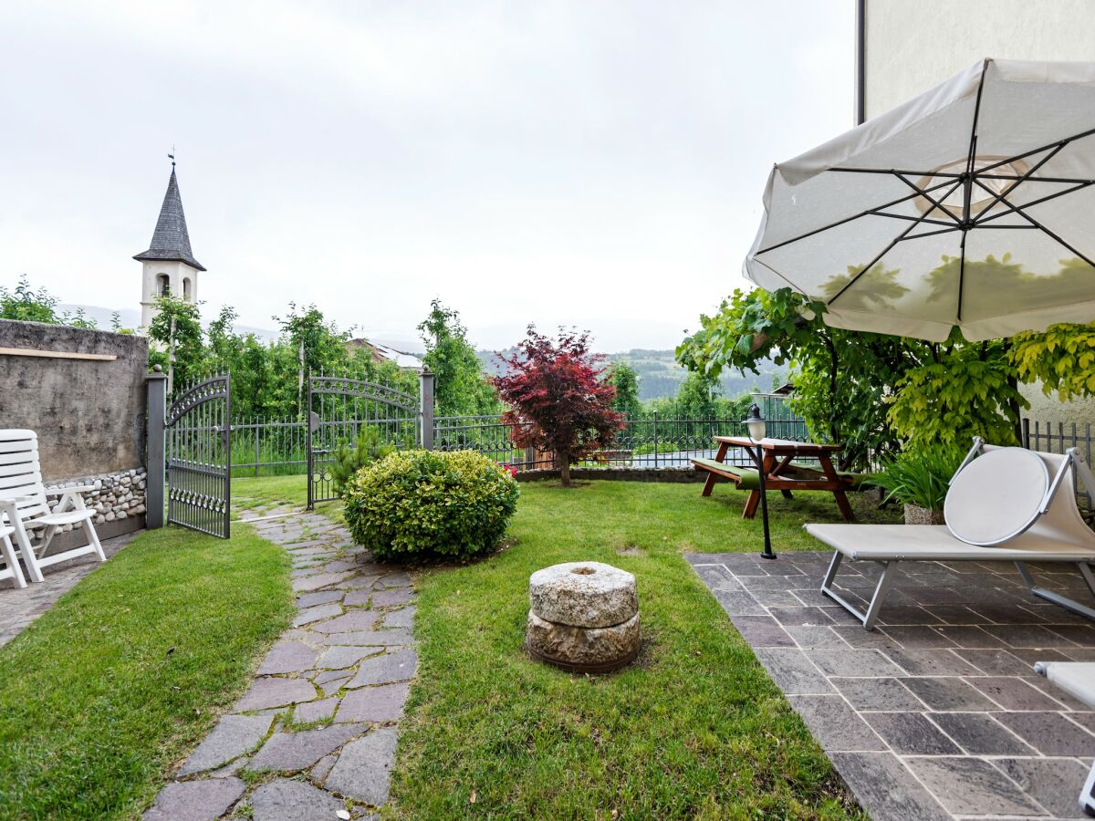 Apartment Schönes Apartment in Brez mit Garten - Outdoor photo 2