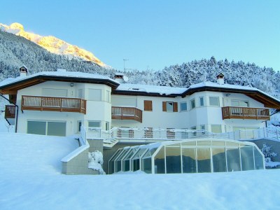 Villa Wohnung in Villa mit Schwimmbad mit Sonnendach - Outdoor photo 5