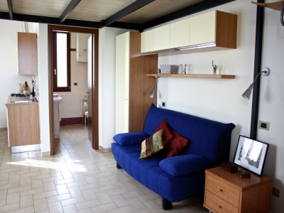 Apartment Stay with Balcony Views - Features photo 24