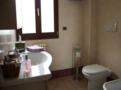 Apartment Stay with Balcony Views - Features photo 27