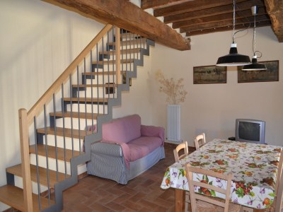 Holiday house Tranquil Village Stay with Fireplace - Features photo 16