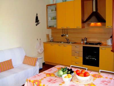 Apartment Sunny Coastal Apartment - Features photo 23