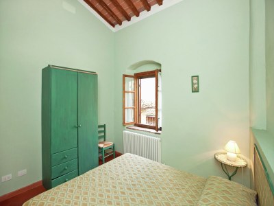 Holiday house Idyllic Tuscan Hideaway with Pool and spa - Features photo 32