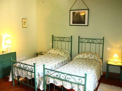 Holiday house Idyllic Tuscan Hideaway with Pool and spa - Features photo 35