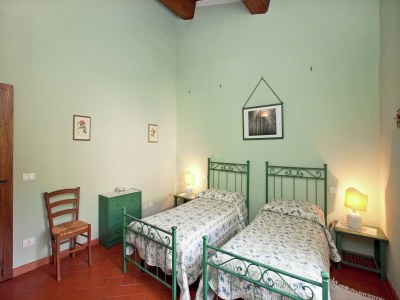 Holiday house Idyllic Tuscan Hideaway with Pool and spa - Features photo 36