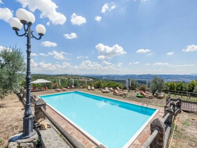 Holiday house Gemütliches Ferienhaus in Capraia e Limite mit Swimminpool - Outdoor photo 9