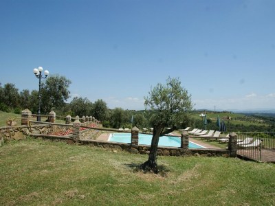 Holiday house Gemütliches Ferienhaus in Capraia e Limite mit Swimminpool - Outdoor photo 15