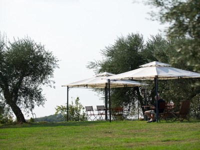 Holiday house Gemütliches Ferienhaus in Capraia e Limite mit Swimminpool - Outdoor photo 18