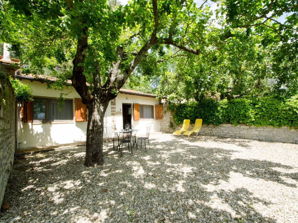 Holiday house Agriturismo Poggio di Montepescoli - Il Ciliegio - Outdoor photo 4