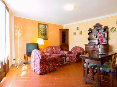 Farmhouse Farmhouse in Montecatini with Sauna & Pool - Features photo 19