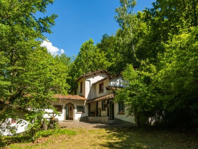 Holiday house Ferienhaus in Migliorini mit Pool & Natur - Outdoor photo 9