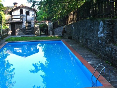 Holiday house Holiday home with shared pool - Outdoor photo 9