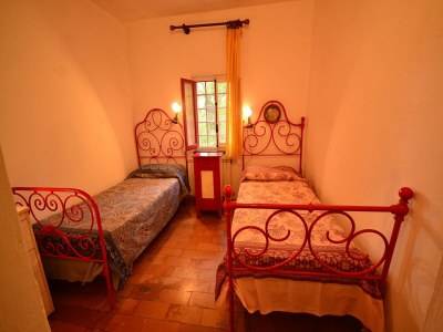 Holiday house Holiday home with shared pool - Features photo 18