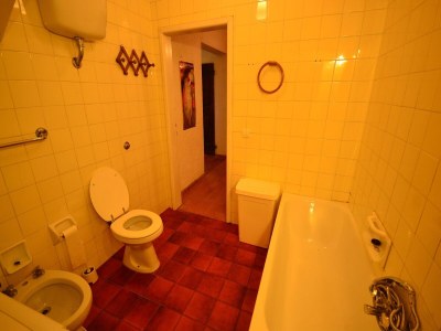 Holiday house Holiday home with shared pool - Features photo 31