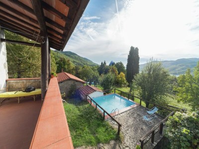 Chalet Rustic Chalet with Pool - Outdoor photo 11