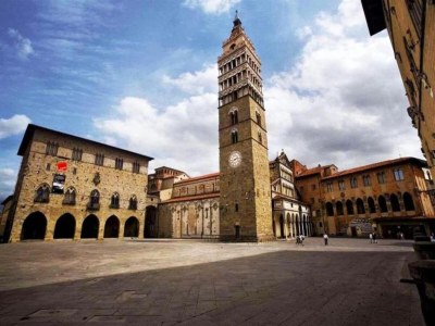 Chalet Rustic Chalet with Pool - Environment photo 33