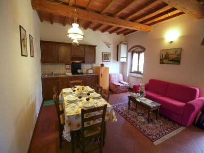 Chalet Farmhouse in Poppi with Pool & Forest Nearby - Features photo 14