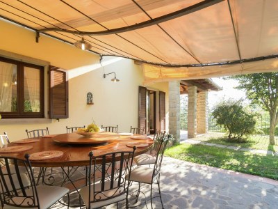 Villa Villa in Lonnano mit Pool - Outdoor photo 8