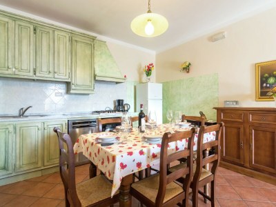 Villa Villa in Lonnano mit Pool - Features photo 14