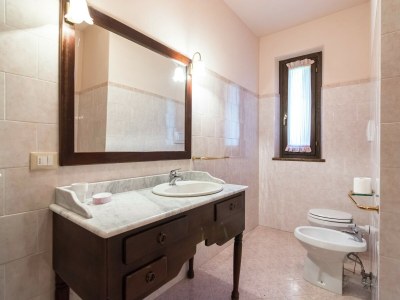 Villa Villa in Lonnano mit Pool - Features photo 15