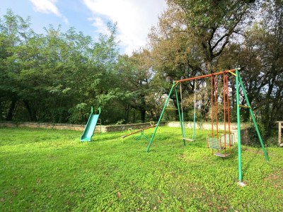 Holiday house Authentic farmhouse with pool - Outdoor photo 10